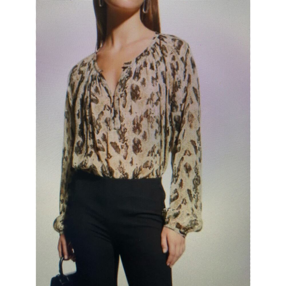 NWT Rag & Bone Medium Yuni printed blouse and light green